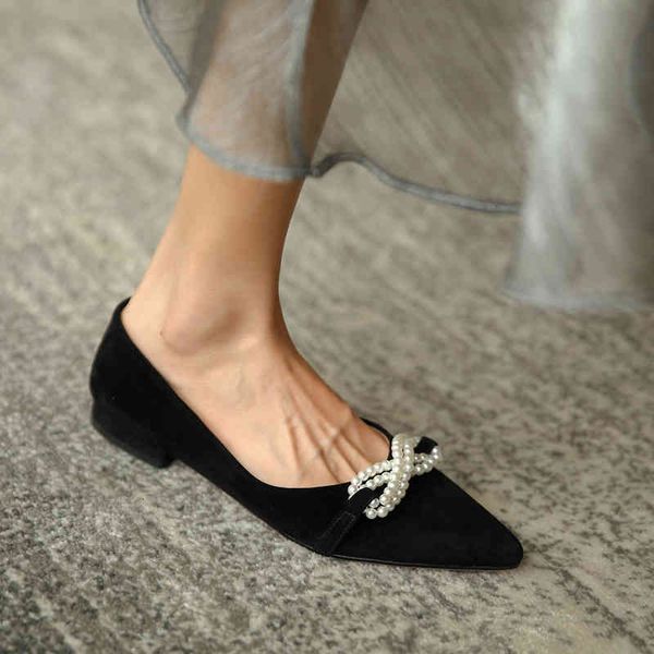

sandals autumn fashion fairy style pearl low heel shoes women's sheepskin pointed thick hepburn single 01no, Black