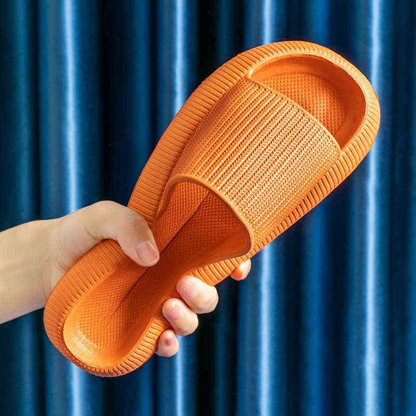 

2022 soft slippers for home wear resistant comfortable lightweight baby shoes mother kids summer beach slipper pool party t220728, Black