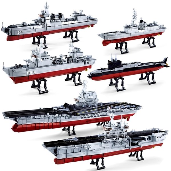 Conjuntos de barcos de navios da Marinha Militar Building Blocks Kids Toys Brick Aeronaves criativas do navio de guerra do Exército DIY Submarino 220715