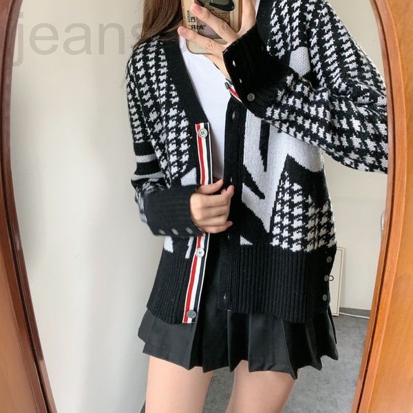 

women's knits & tees designer black and white plaid animal pattern jacquard knitted cardigan female v-neck soft waxy sweater coat autum