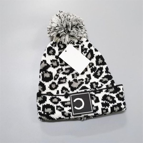 

whole beanie new winter caps hats women bonnet thicken beanies with real raccoon fur pompoms warm girl caps snapback pompon be3209, Blue;gray