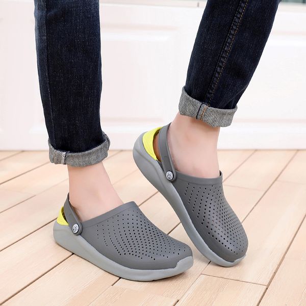 

2022 new arrival beach sandals clogs summer casual shoes summer men flats hole shoes mans swimming slipper sandalias, Black