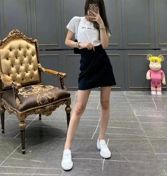 

prad shoes designers shoes soft cowhide loafers boots rubber platform sneakers casual dress shoe prad black patent leather thux