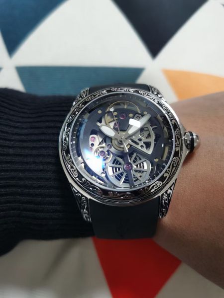 

men's watch mechanical movement stainless steel vintage pattern case rubber strap buckle, Slivery;brown