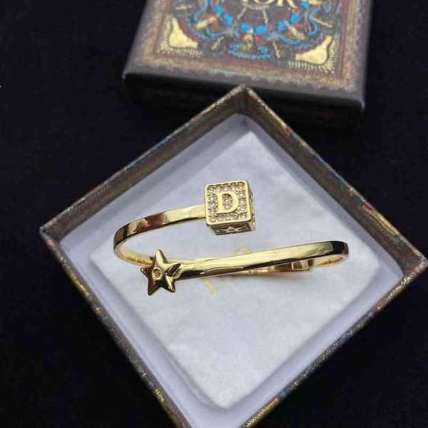 

2022 factory wholesale new dijia new champagne gold diamond dice star opening bracelet women's net red same jewelry yom3, Black