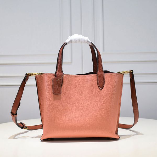 

designer handbag ladies fashion crossbody luxury shopping bags leather wallet phone bag noble elegant central zip compartment classic logo t