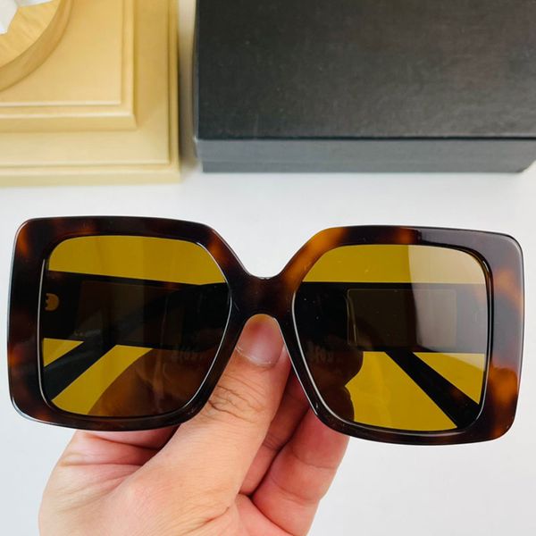 Herren-Damen-Sonnenbrille der neuen Saison, 3UA, schlicht, klassisch, quadratischer Rahmen, UV400-Linse, Designer-Brille, DGTSA3UAL, Top-Qualität mit Originalverpackung, Größe 56 19 145