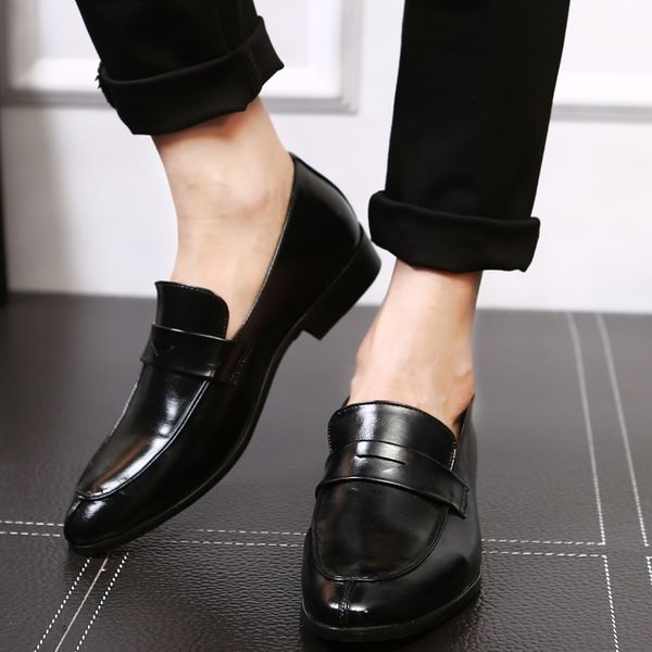 

dxkzmcm leather business men dress loafers pointy black shoes oxford men breathable formal wedding shoes y200420