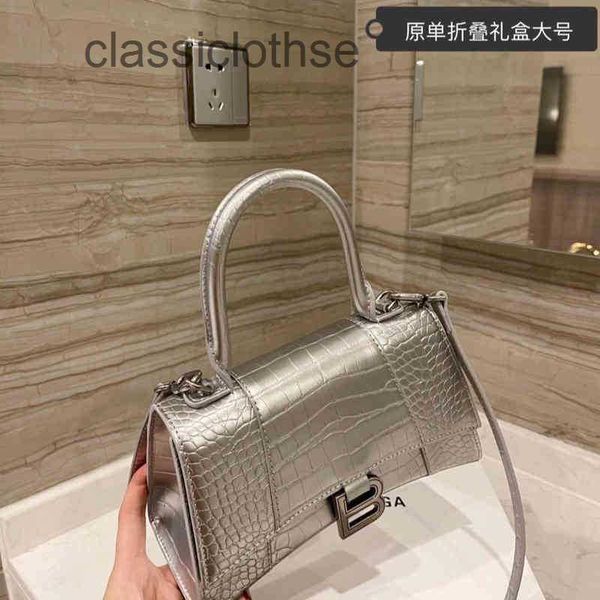 

handbag 2022 new hourglass portable messenger leather head fashionable women's crescent mg mg