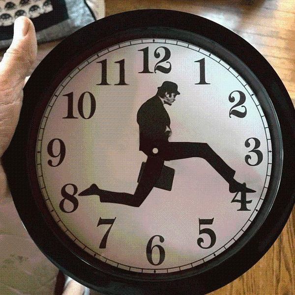 Wanduhren Ministry Of Silly Walk Clock Comedian Home Decor Neuheit Uhr Funny Walking Silent Mute Geschenk DropWall ClocksWall