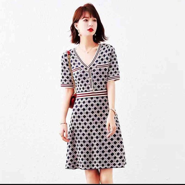 

casual dresses summer bright silk knitting light luxury women's clothing ice celebrities show temperament diamond check dress color mat, Black;gray