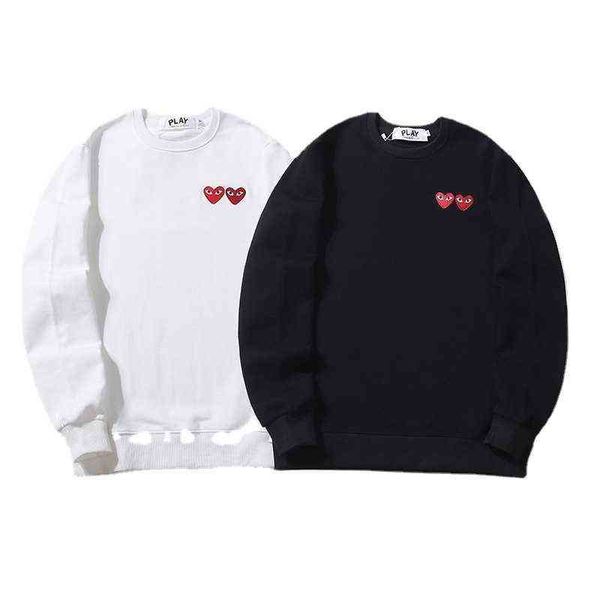 

chao brand autumn winter new kawabata double heart embroidered cotton loop men's women's same round neck sweater, White;black