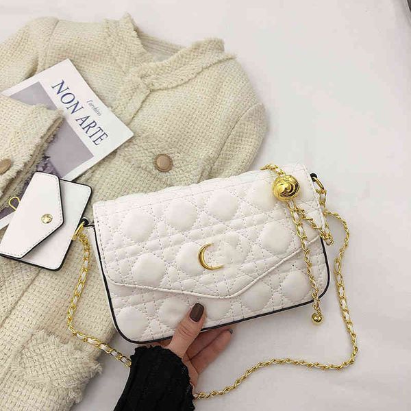 

factory direct sale high sense women 2022 new texture rhombic lattice chain small square foreign style pop one shoulder messenger bag fashio