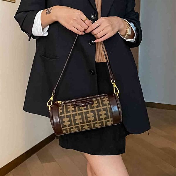 

cylindrical canvas fashion small bag mini single shoulder portable armpit bag purses outlet online qx7d