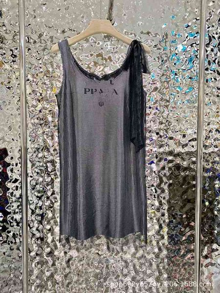 

casual dresses p home spring and summer crystal flash diamond vest skirt, fashionable, luxurious, expensive, thin white dress 4viz, Black;gray