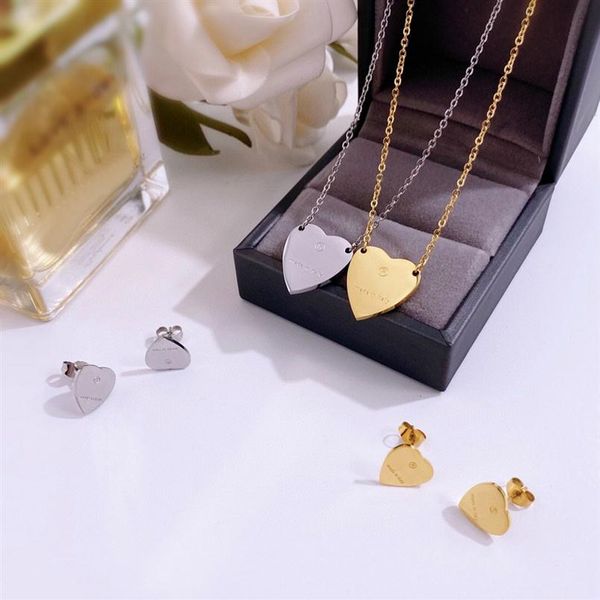 

europe america fashion style lady 316l titanium steel engraved letter 18k plated gold necklaces with single heart pendant 3 color253o, Silver
