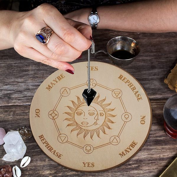 

2pcs party supplies wooden pendulum board with moon star divination energy carven plate healing meditation board ornaments metaphysical alta
