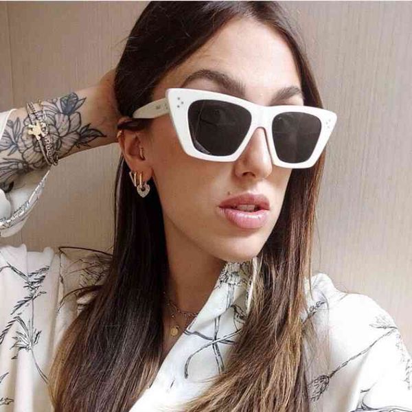 

sunglasses plu's same cat's eye women's fashion geometric triangle personality plate rivet concave, White;black