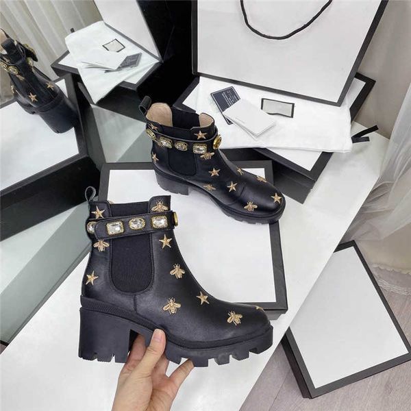 

2022 luxury designer boots black leather crystal strap belt women's booties laces