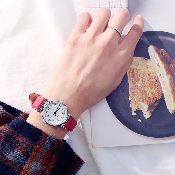 

ladies simple small dial quartz not waterproof, Slivery;brown