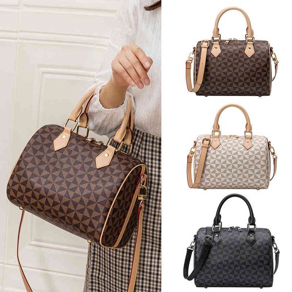 

bags handbags women 2022 fashion women's pillow large capacity windmill boston one shoulder messenger, Black;red