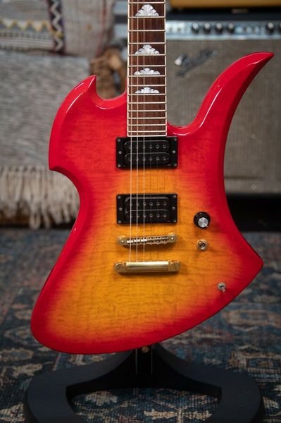 

ferna ndes burny "hide x" model electric guitar