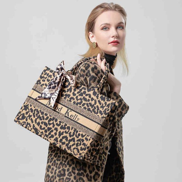 

new fashion trend luxury brand designer bag wholesale kong leather tote women's 2022 and winter high-capacity print leisure one shoulde