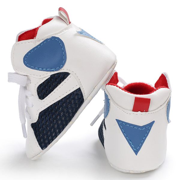 Recursos de recém-nascidos Sapatos clássicos dos primeiros caminhantes infantis sapatos de bebê de solado macio para meninos tênis tênis