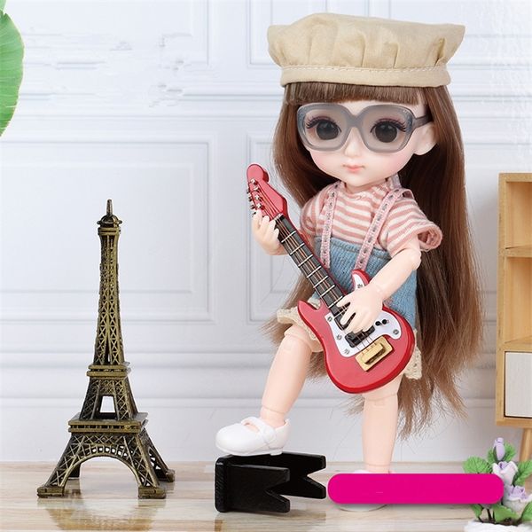 Chegada 13 bonecas móveis de 16 cm 1/12 BJD Doll Dress Up with Roupos Sapates Glasses Toy for Girls Gift 220505