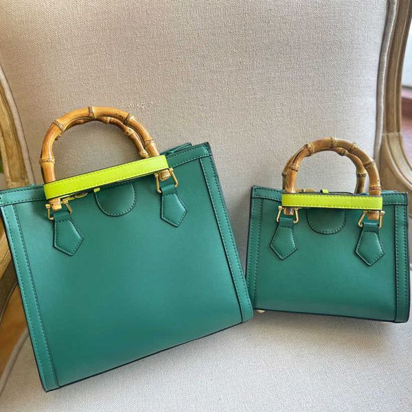 

2022 newtote bag luxury designer bags cowhide fashion cross-body shoulder bags noble ladies simple and versatile