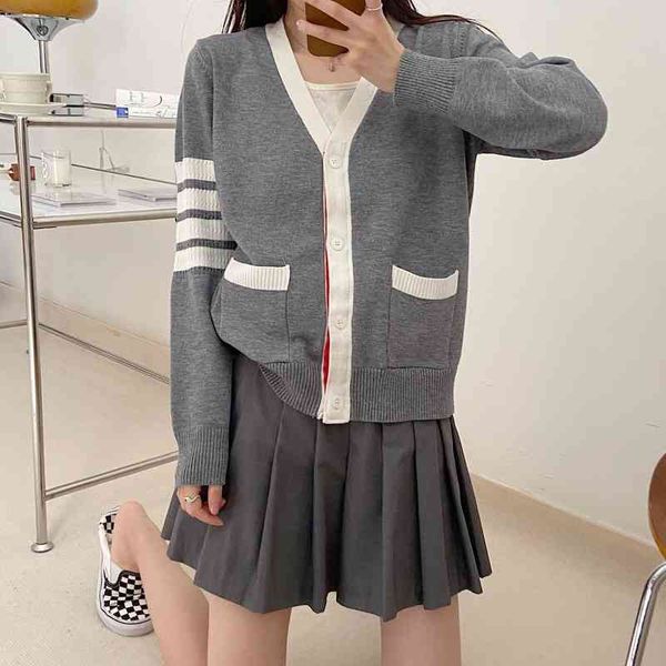 

spring and autumn back dog cardigan women's college style v-neck stripe contrast color four bar age reducing knitted jacket, White