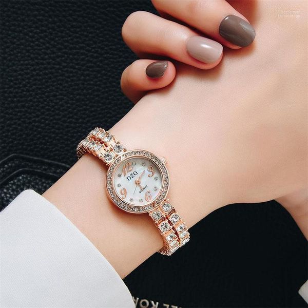 Orologi da polso Orologio da donna alla moda coreana Orologio da polso al quarzo con tendenza a catena tempestata di diamanti elegante e generosoOrologi da polso Hect22