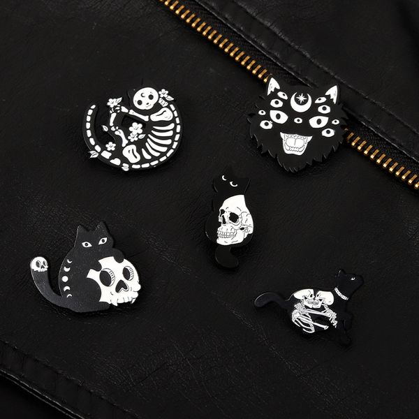 

cartoon skeleton cat enamel clothes brooches pins punk alloy skull animal lapel pins for halloween sweater bag cowboy hat badge ornaments ac, Gray
