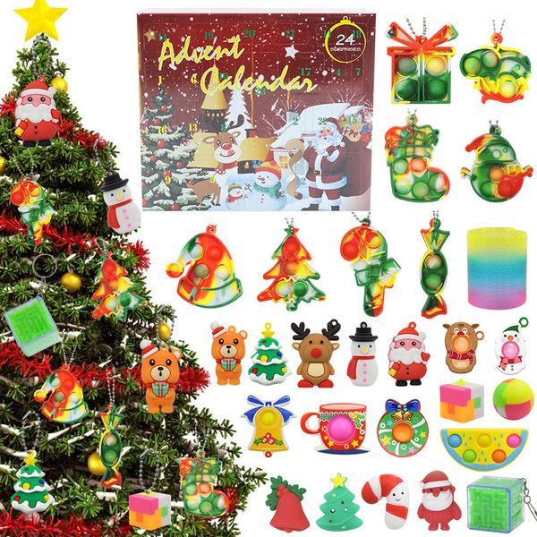 2022 Weihnachtsbaum-Anhänger, Weihnachts-Advents-Countdown-Kalender mit 24 exquisiten, schönen Weihnachtsmann-Schneemann-Elch-Anhängern