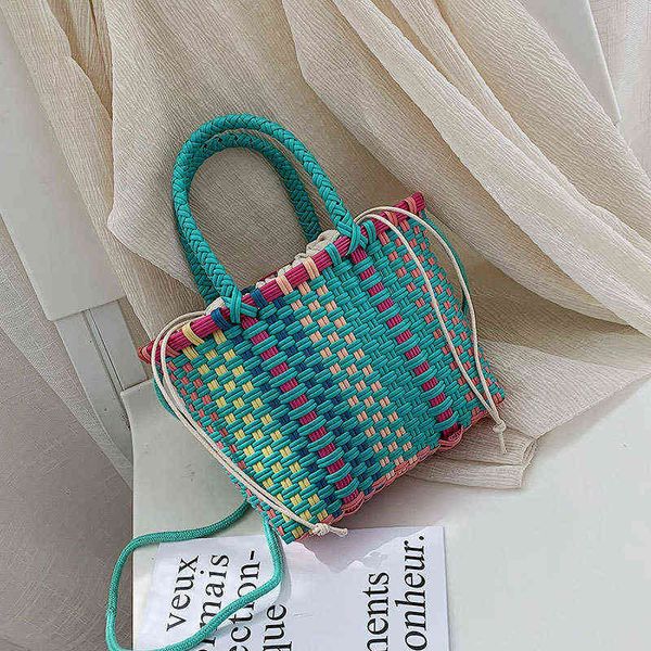 

handmade women's shoulder bag plastic woven small handbag rattan straw beach bags female messenger crossbody bag travel tote y220422