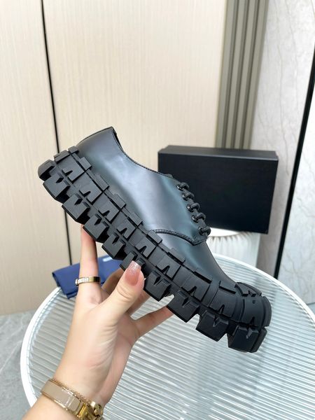 

2022 new boots designers shoes rhyton sneakers beige men trainers vintage luxury chaussures women shoe designer sneaker 38-45 0520, Black