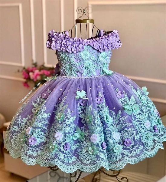 Perle di lavanda 2022 Abiti da ragazza di fiori per matrimonio Abito da sposa floreale per bambini in pizzo di cristallo con perline