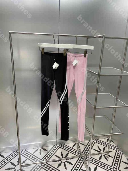 

2022 designer women luminous yoga leggings outfit suit pants high waist sports raising hips gym wear legging elastic fitness tights workout, Black