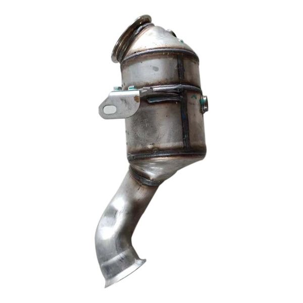 

catalytic converter benz c200/212