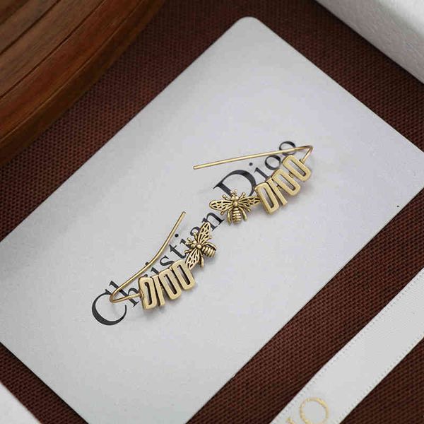 

2022 factory wholesale new ear clip for women new red earrings and earrings, Golden