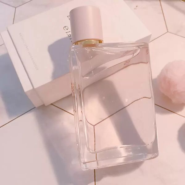 

perfumes fragrances for woman perfume spray 100ml edp floral fruity gourmand for any skin with fast delivery paris 978863572