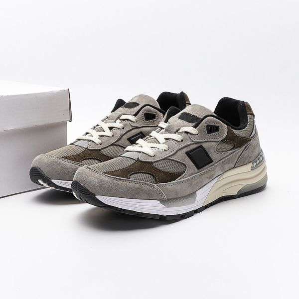 

jjjjound m992 running shoes for men sports shoe women sneakers mens trainers in grey m992j2