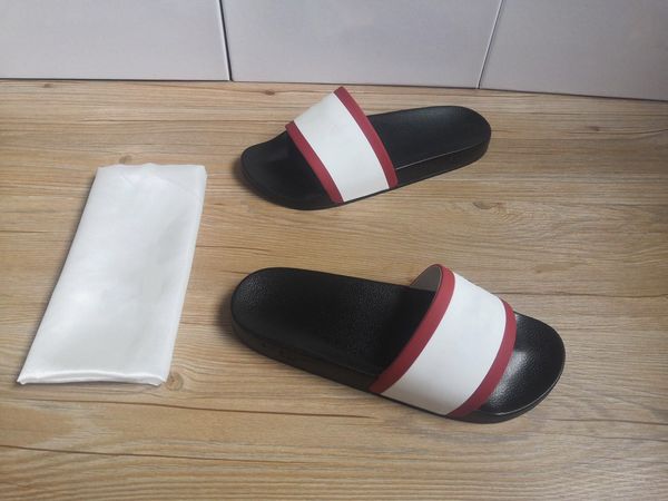 

2022 luxurys mens womens summer slippers beach soft sole slide sandals comfort flat slippers letter non slip shoe size 35-46, Black