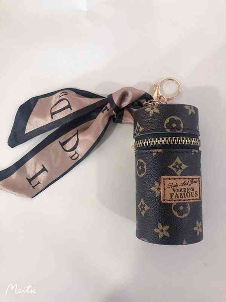 

convenient mini lipstick old bag key chain fashion keychain factory outlet, Silver