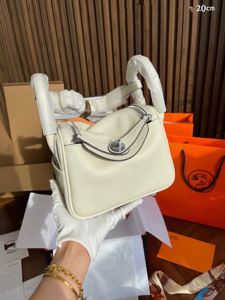 

2022 superb quality women's real leather bag cowhide doctor handbag fashion shoulder purse craft all lindys handmade cross body bags to