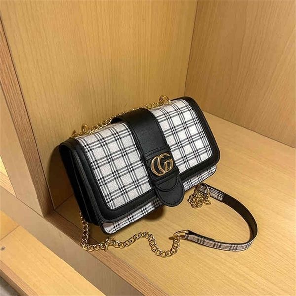 

super low discount spring and autumn minority printed single shoulder leisure lipstick bag 80% off outlet online