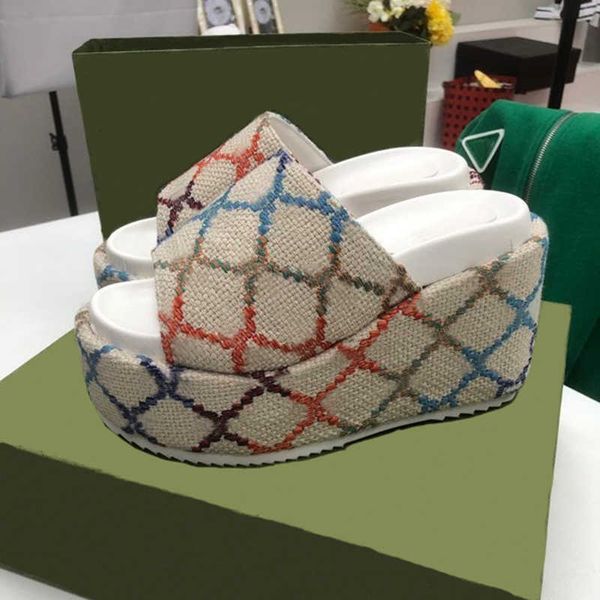 

2022 womens fashion embroidered canvas designer slides slip on slippers girls 60mm canvas covered platform sandals with box and dust bags ev, Black