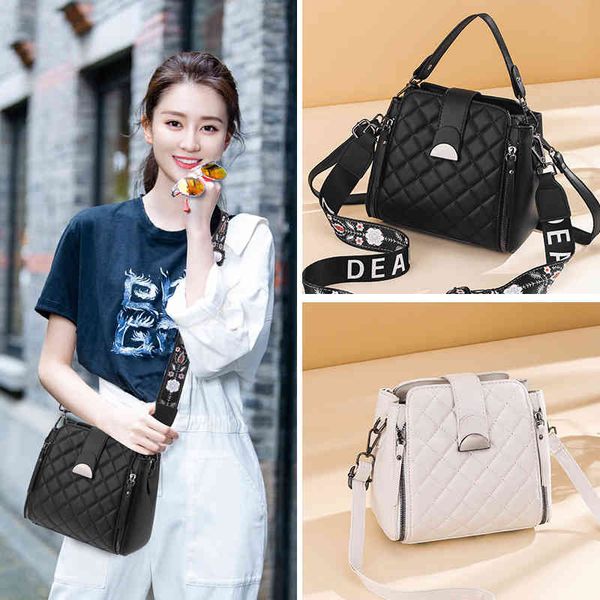 

2022 spring new bag and sweet women's small fashionable shoulder