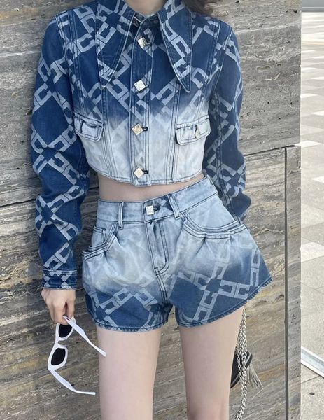 

two piece dress designer 22 spring and summer new fashion brand niche pointed collar mixed denim jacket short coat high waist wide leg short, White