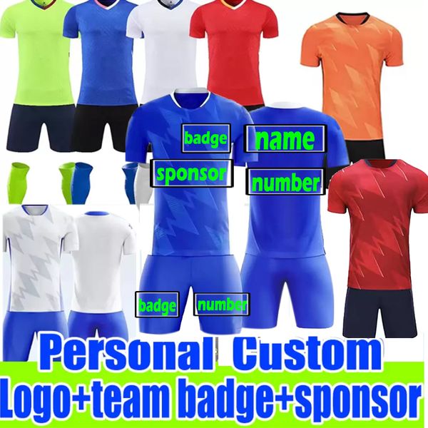 Maglie da calcio personalizzate 2022 logo personalizzato stemma della squadra e sponsor magliette da calcio personalizzazione personale set calzini abbinati kit maglia da uomo per bambini